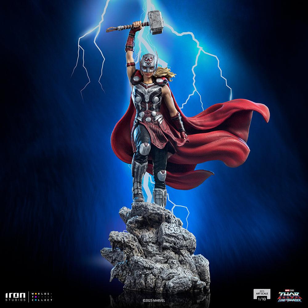 Iron Studios - Thor: Love and Thunder - Mighty Thor (Jane Foster) - Art Scale Statue 1/10 - The Card Vault