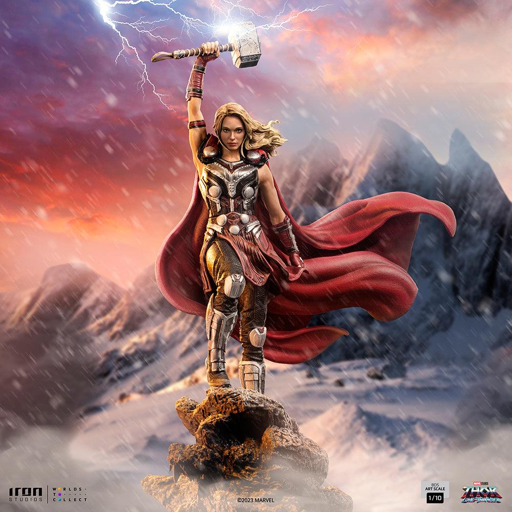 Iron Studios - Thor: Love and Thunder - Mighty Thor (Jane Foster) - Art Scale Statue 1/10 - The Card Vault