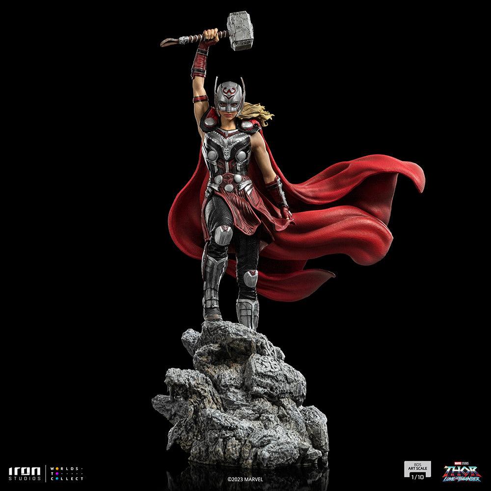 Iron Studios - Thor: Love and Thunder - Mighty Thor (Jane Foster) - Art Scale Statue 1/10 - The Card Vault