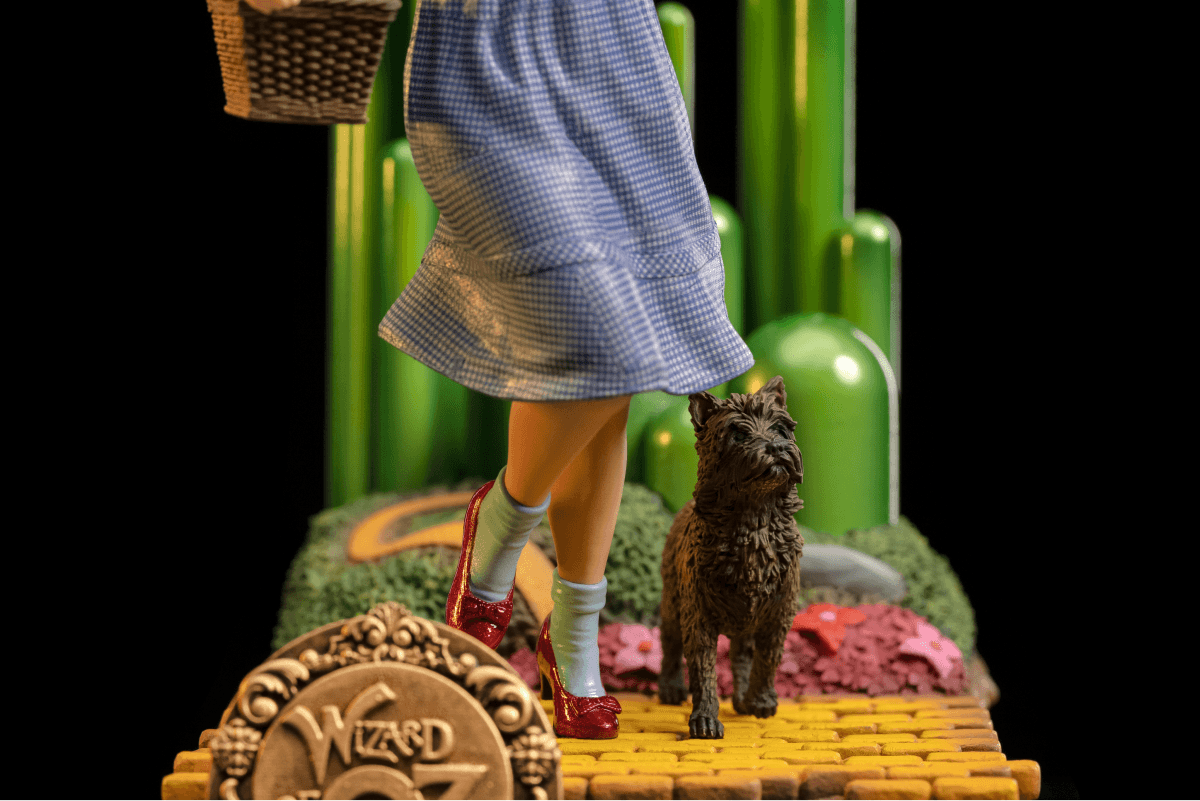 Iron Studios - Wizard of Oz - Dorothy Deluxe Art Scale Statue 1/10 - The Card Vault