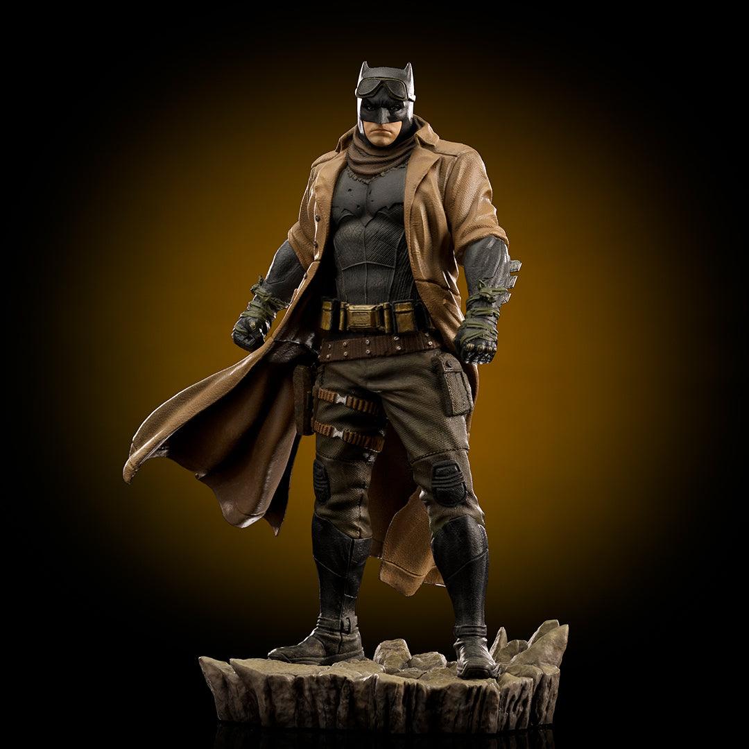 Iron Studios - Zack Snyder's Justice League - Knightmare Batman - Art Scale Statue 1/10 - The Card Vault